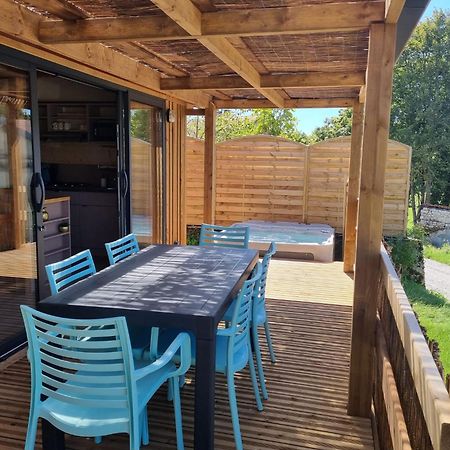 Les Lodges D'Emeraude Maisod Bagian luar foto