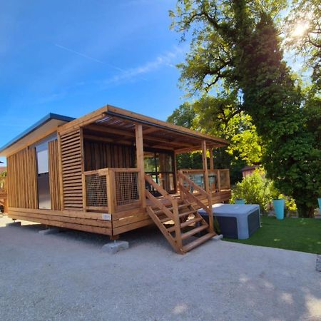 Les Lodges D'Emeraude Maisod Bagian luar foto